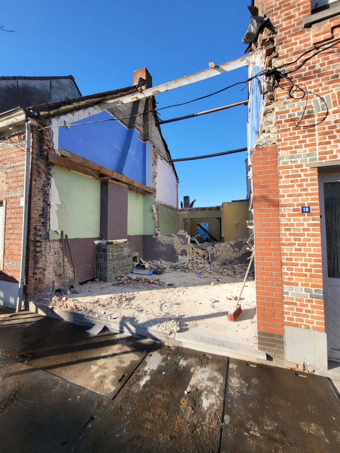 Grond-, graaf- en afbraakwerken realisatie 4